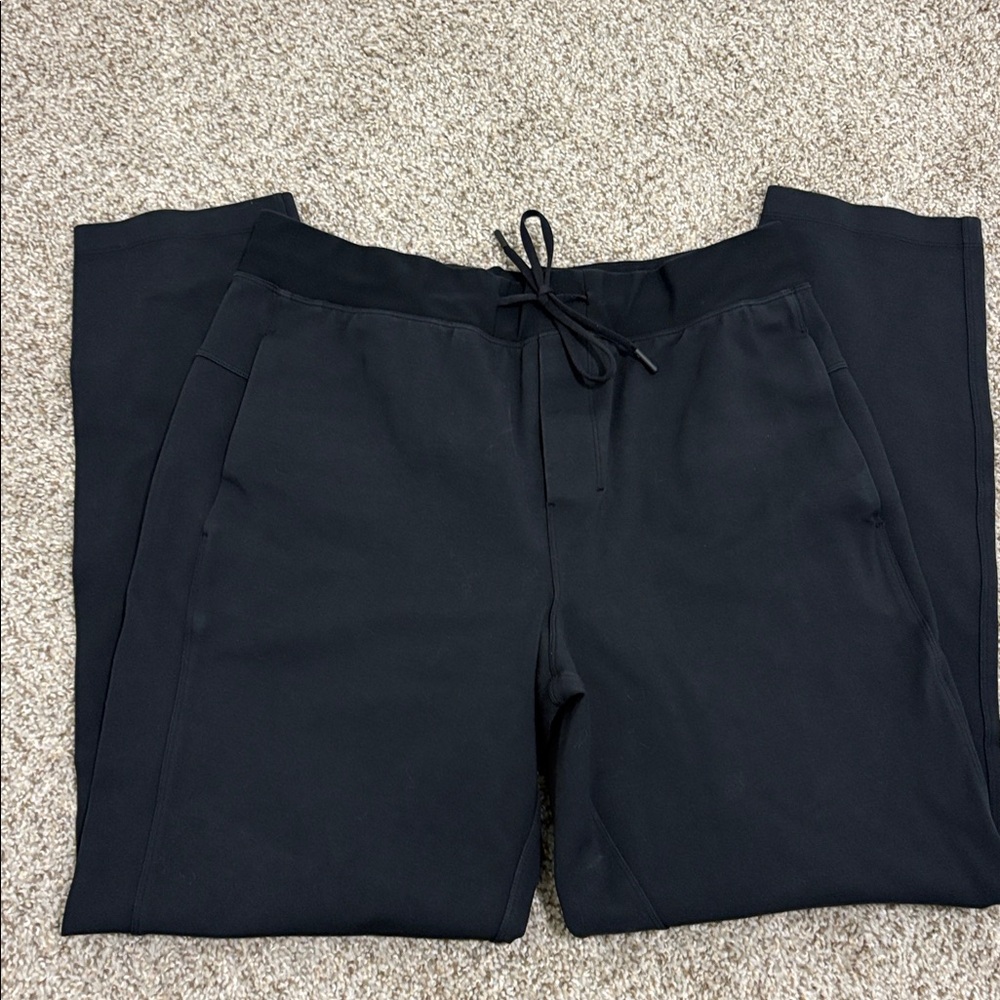 Lululemon Men’s Black Lounge Pants